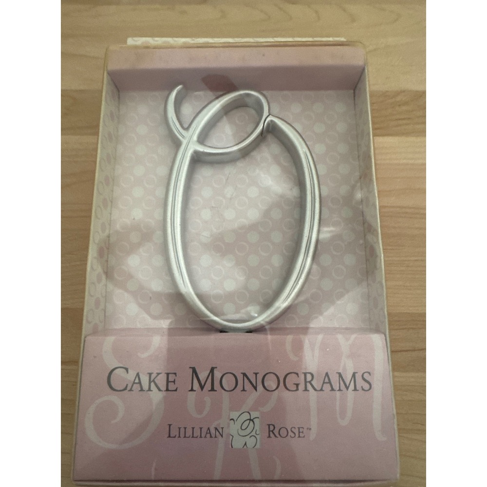 Lillian Rose Cake‎ Monogram Letter O Silver Metal Wedding Cake Topper Initial O